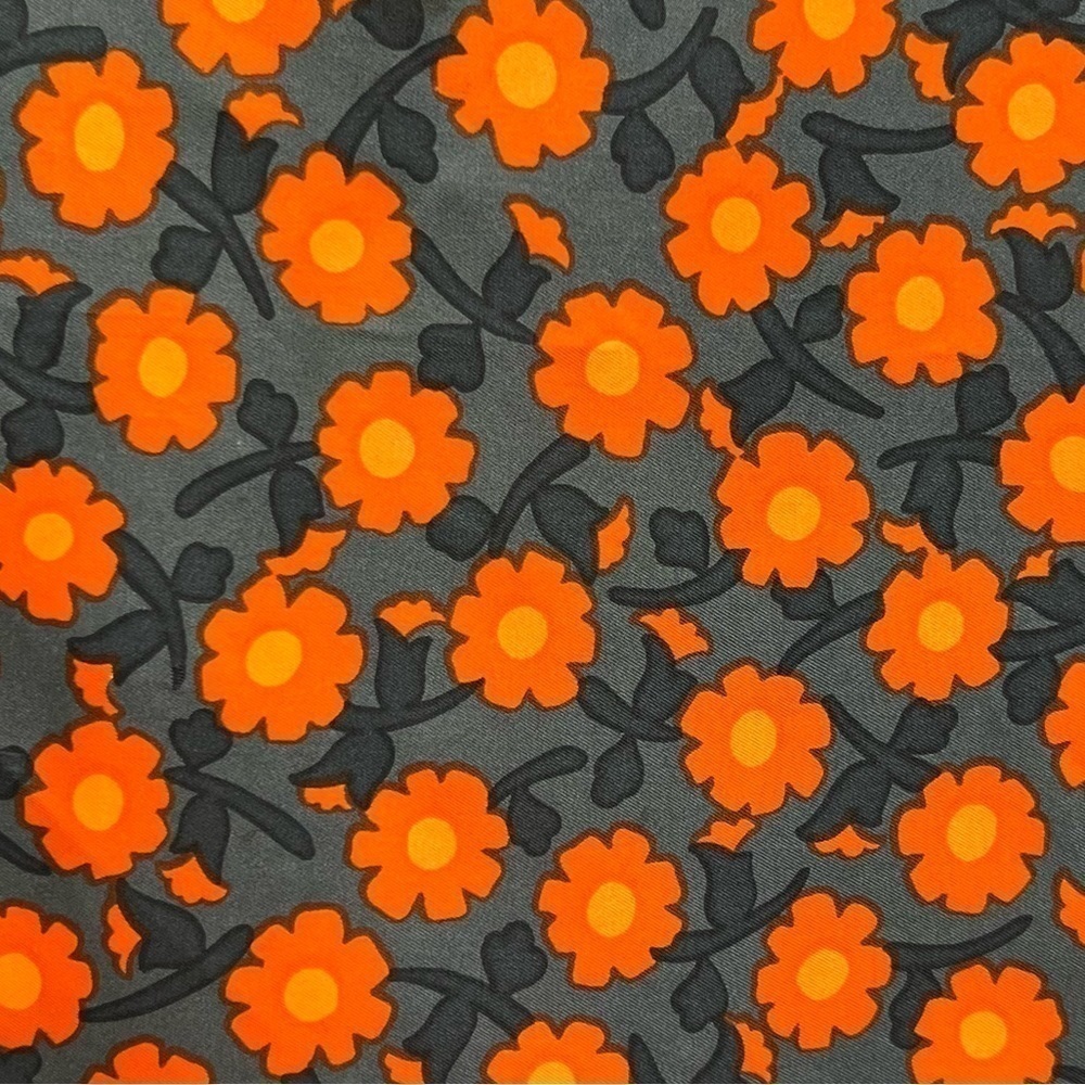 Silk Scarf Hand Rolled 34.5β Square Orange Gray Poppy Sunflower Daisy EUC